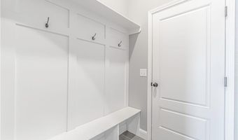 812 NW 64th Ave, Bentonville, AR 72713
