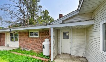 10 Pethaven Ln, Augusta, ME 04330