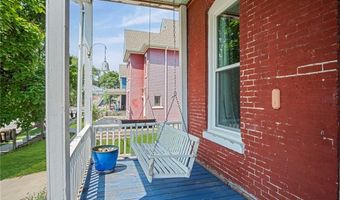 432 S 5th St, Atchison, KS 66002