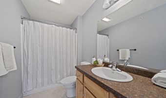 305 Rembrandt Way 305, Abington, MA 02351