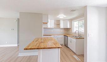 1116 Lovejoy St, Idaho Falls, ID 83401