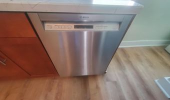 38 Summit Ave Apt 2, Albany, NY 12209