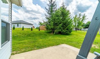 306 Riverview Dr, Albion, IN 46701