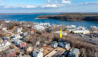 32 Exchange St 103, East Greenwich, RI 02818