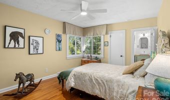 43 Martindale Rd, Asheville, NC 28804
