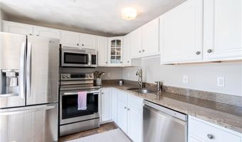 62 Scituate Farms Dr, Cranston, RI 02921