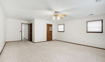 1129 N 24th St, Allegan, MI 49010