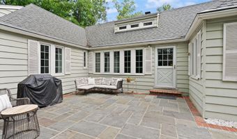 7551 MARSHALL Dr, Annandale, VA 22003