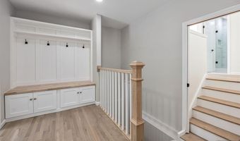 31 Gloria Dr, Allendale, NJ 07401