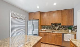 7322 Greentree Rd, Bethesda, MD 20817