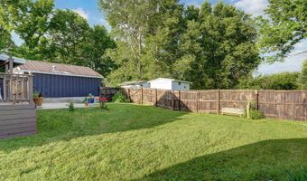 404 N Mcqueary Ave, Ash Grove, MO 65604