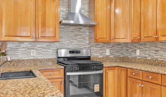 42104 FREMONT PRESERVE Sq, Aldie, VA 20105