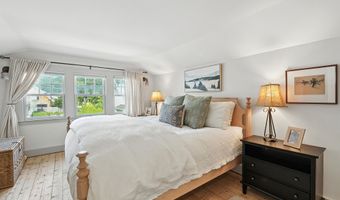 309 Foreside Rd, Falmouth, ME 04105
