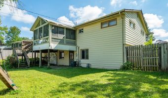 237 Todd Cir, Ames, IA 50014