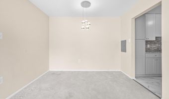 5204 NEWTON St #304, Bladensburg, MD 20710