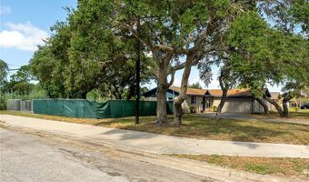 1307 W Palm Dr, Aransas Pass, TX 78336