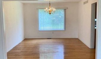 251 Cloverleaf Ct, Ann Arbor, MI 48103