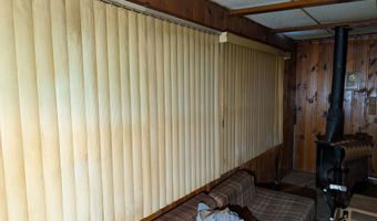 4233 Swan Lake Dr, Allegan, MI 49010