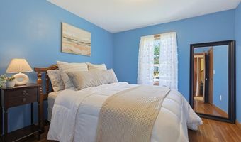 5 Nelson St, Attleboro, MA 02703