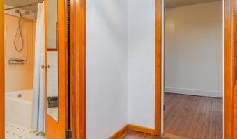 30 W 9TH St 2, Bayonne, NJ 07002