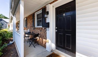 1348 Green Oaks Ln L, Charlotte, NC 28205