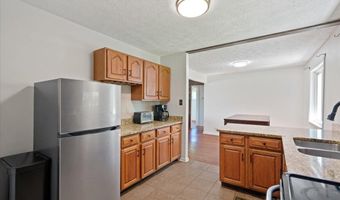 102 Hillcrest Rd, Aurora, IN 47001