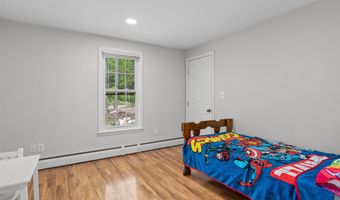 29 Birch Rd, Middleton, NH 03887