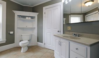 60 West St, Bangor, ME 04401