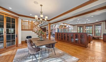 47 Cedar Hill Dr, Asheville, NC 28803