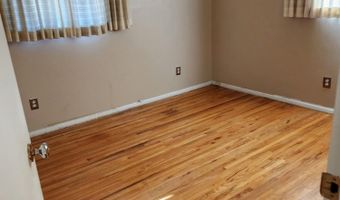 906 TOWNSEND Ave, Aztec, NM 87410