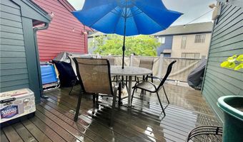 106 Swinburne Row, Newport, RI 02840