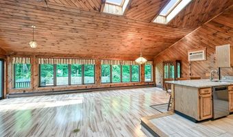 59 Orchard Dr, Cumberland, RI 02864