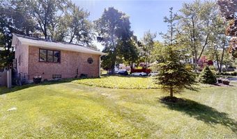 293 Burroughs Dr, Amherst, NY 14226