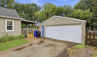 709 E GOODALL St, Appleton, WI 54915