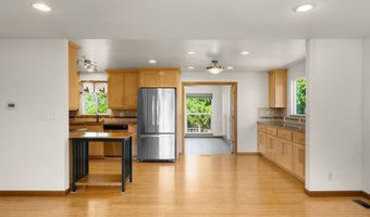 14025 SW ROCHESTER Dr, Beaverton, OR 97008