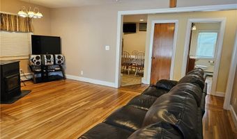 461 River Rd, Lincoln, RI 02865