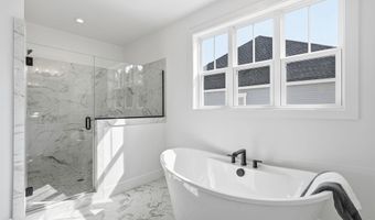 5413 WOODWAY Dr, Alexandria, VA 22310