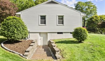 104 Benz St, Ansonia, CT 06401