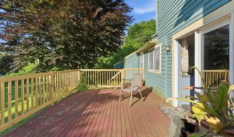 60 Chaplin St, Chaplin, CT 06235