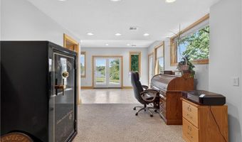 15526 Evans Rd, Basehor, KS 66007