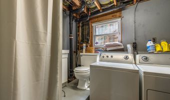 14 Hotchkiss Dr, Bristol, CT 06010