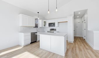 1543 S Meadowhaven St, Andover, KS 67002