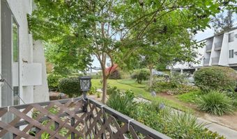 7504 Parkway Dr 100, La Mesa, CA 91942