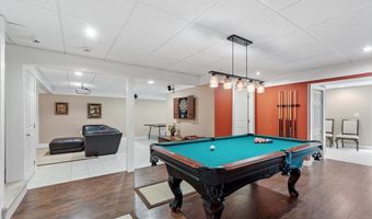 252 Sawyer Rd, Bolton, MA 01740