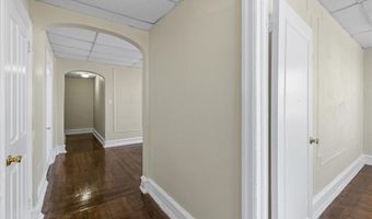 2 S Hartford Ave, Atlantic City, NJ 08401
