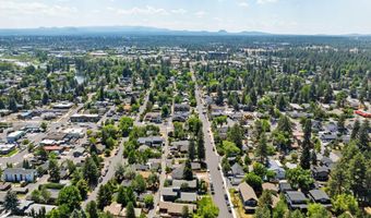 820 NW 12th St, Bend, OR 97703
