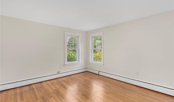 175 Kay St, Newport, RI 02840