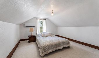 304 S 2nd St, Alma, WI 54610