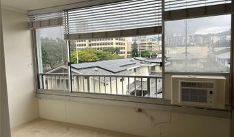 1122 Elm St 301, Honolulu, HI 96814