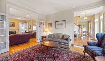 325 Westwood Rd, Bristol, CT 06010
